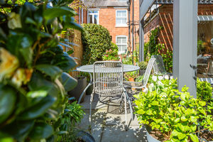GARDEN- click for photo gallery